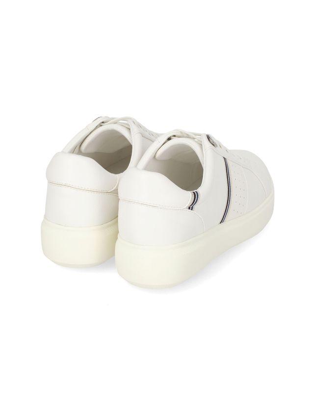 엘칸토 엘칸토 마쯔 여성 데일리 코지 키높이 스니커즈 4cm LCWS29M413 착용컷