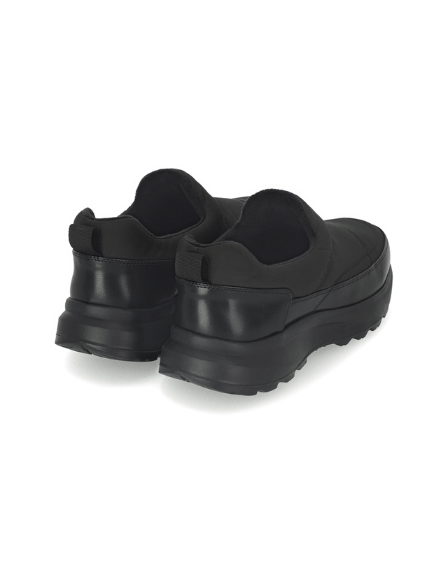 엘칸토 엘칸토 마쯔 캐주얼 패딩 슬립온 4cm LCMC64M439 착용컷