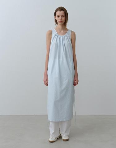W 시어서커 넥 셔링 원피스 Light Blue