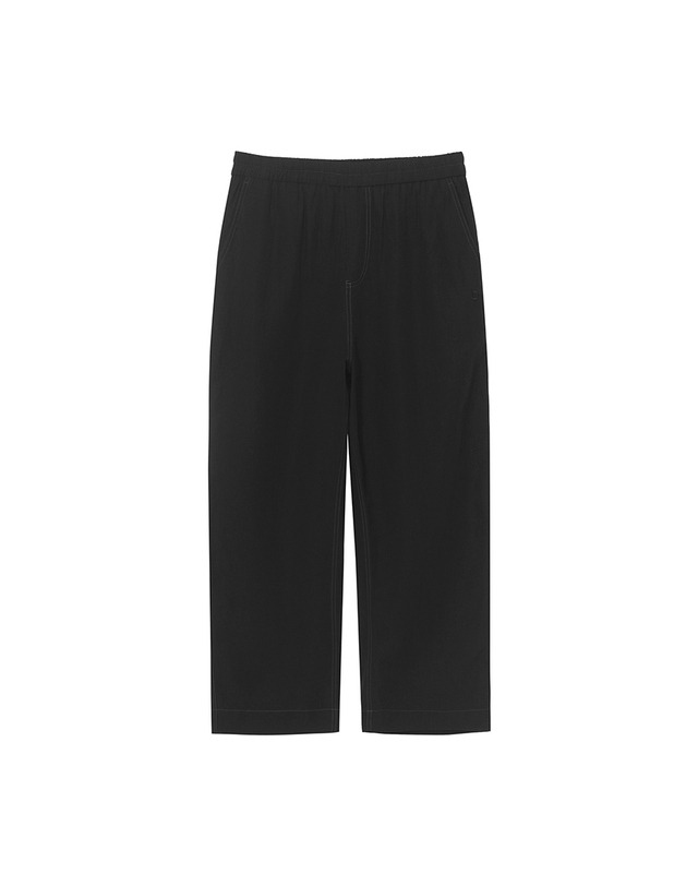 나우 린넨 혼방 세미루즈 팬츠 Black 착용컷