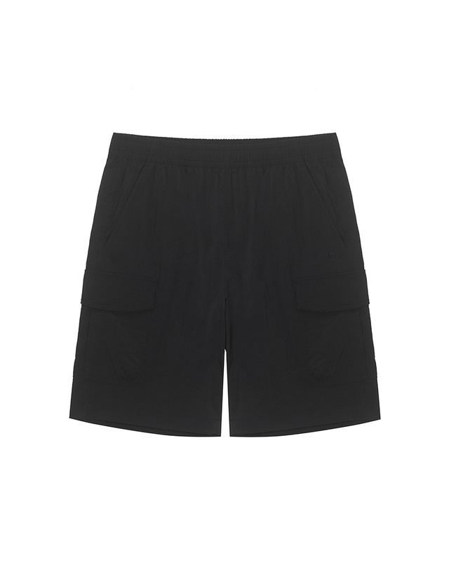 나우 액트에어 카고 하프 팬츠2 Black 착용컷