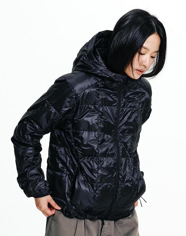 나우 팔레트 경량 다운 자켓 Black 착용컷