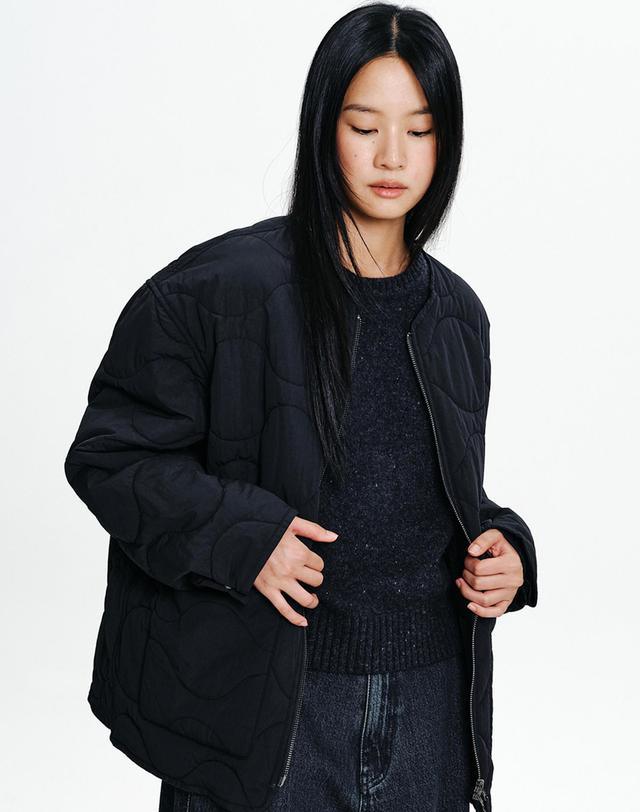 나우 코지 경량 패딩 자켓 Black 착용컷