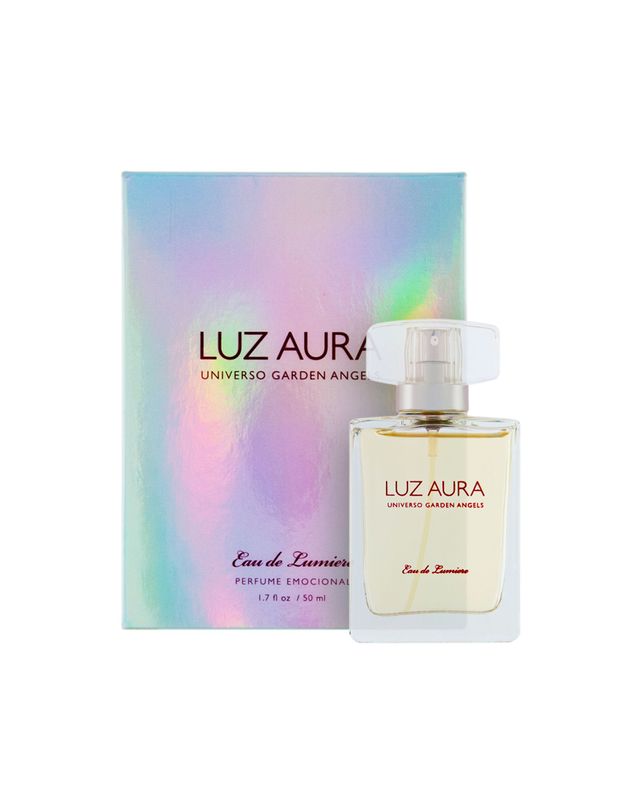 유니베르소 루즈 아우라 오 드 루미에르 50ml 착용컷