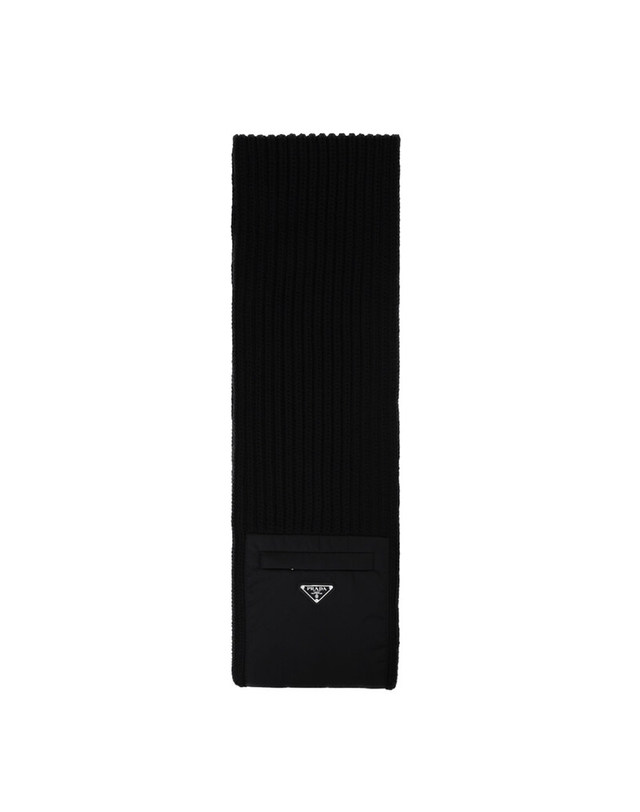 프라다 [명품] 프라다 25FW 삼각로고 나일론 포켓 울 머플러 블랙 2FS106 1WTO F0002 BLACK 착용컷