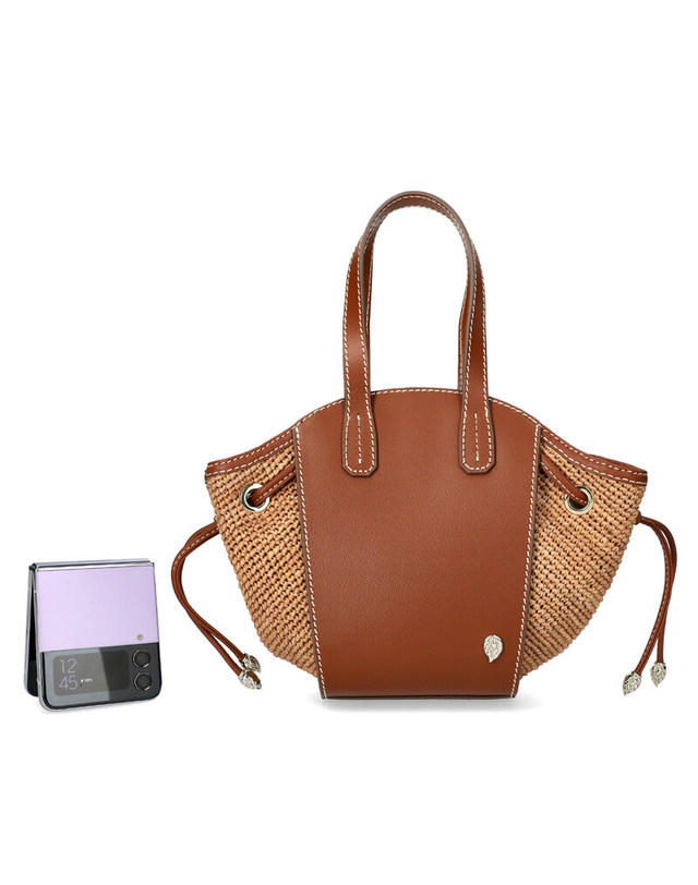 헬렌카민스키 [명품] 25SS 헬렌카민스키 피아트 라피아 토트백 BAG51737 CUOIONOUGAT 밝은 브라운 착용컷