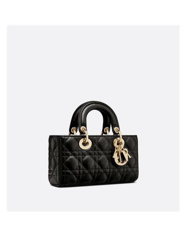 디올 [명품]23FW 디올 LADY D JOY 스몰백 블랙 M0613ONGE M900 M0613ONGEM900 BLACK 착용컷
