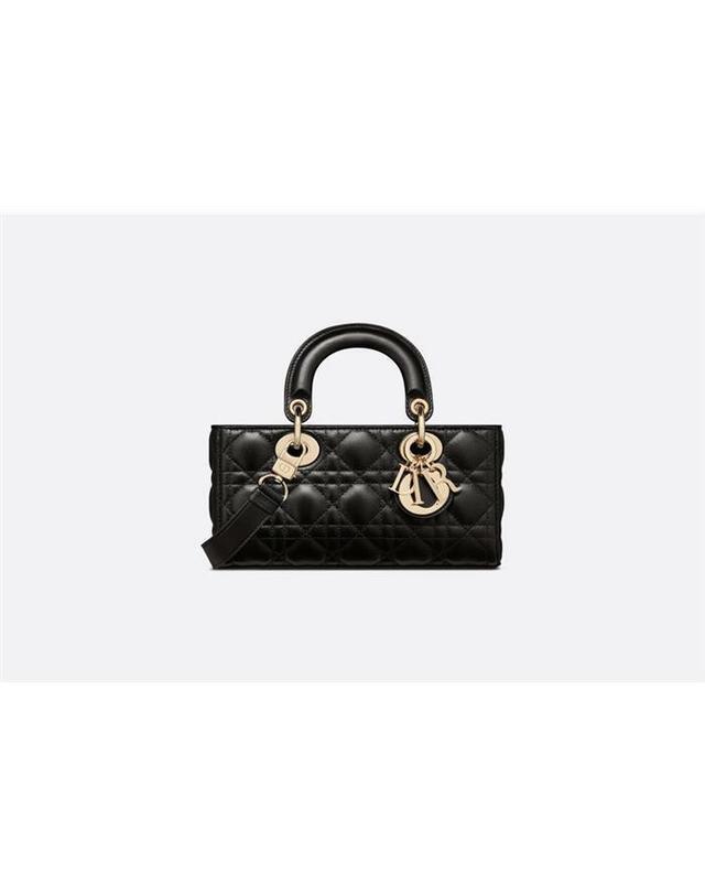디올 [명품]23FW 디올 LADY D JOY 스몰백 블랙 M0613ONGE M900 M0613ONGEM900 BLACK 착용컷