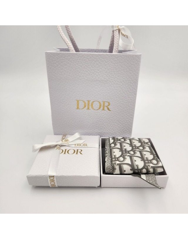 디올 [명품]디올 오블리크 미차 스카프 그레이 15DOB106I600 C810 15DOB106I600C810 BLACK 착용컷