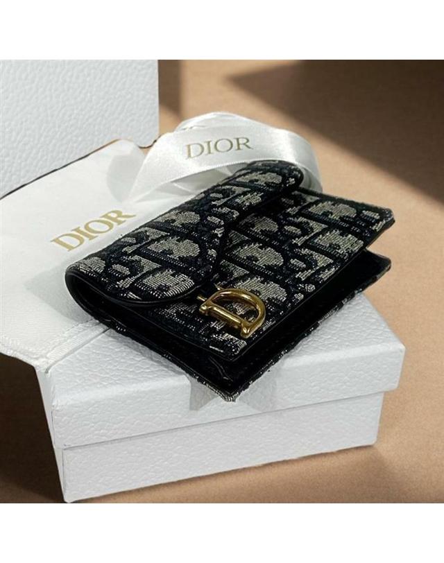 디올 [명품]내일도착 디올 SADDLE 플랩 카드지갑 블루 S5611CT S5611CTZQM928 BLACK 착용컷