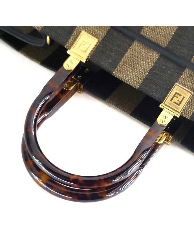 펜디 [중고명품] [중고] 펜디 선샤인 토트백 529210 13003 BLACK 착용컷