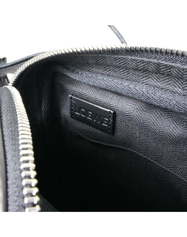 로에베 [명품] 로에베 XS 밀리터리 스무스 카프스킨 자카드 메신저백 블랙 B553A72X27 1100 네이비 착용컷