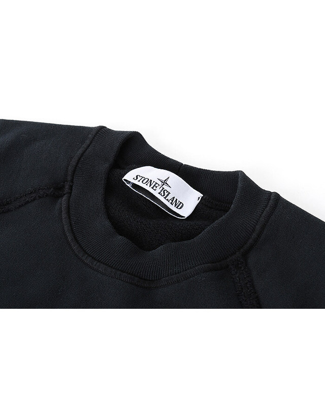 스톤아일랜드 키즈 스톤아일랜드 [명품] 25FW 스톤 래글런 기모 맨투맨 블랙 K2S156100022 S0A20 V0029 네이비 착용컷