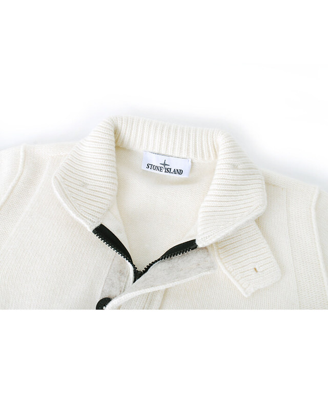 스톤아일랜드 키즈 스톤아일랜드 [명품] 26FW 스톤 버튼집업 울니트 아이보리 L2S155100047 S00A3 V0093 착용컷