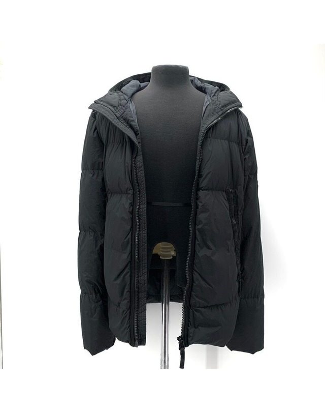 스톤아일랜드 키즈 스톤아일랜드 [중고명품] [중고명품] 스톤아일랜드 크링클랩스 후드 숏패딩 점퍼 네이비 착용컷