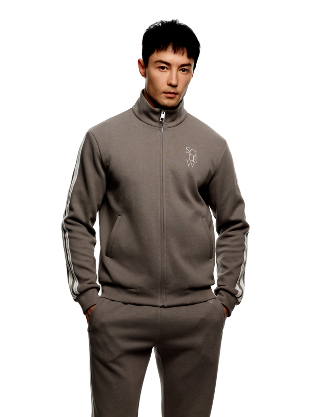 소루 [Solew] Logo Point Track Zip-up_Grey 그레이 착용컷