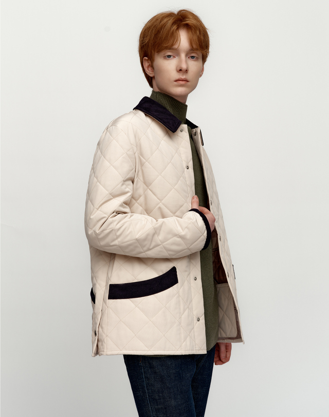 소루 [Solew] Corduroy Quilting Jumper_Ivory 아이보리 착용컷