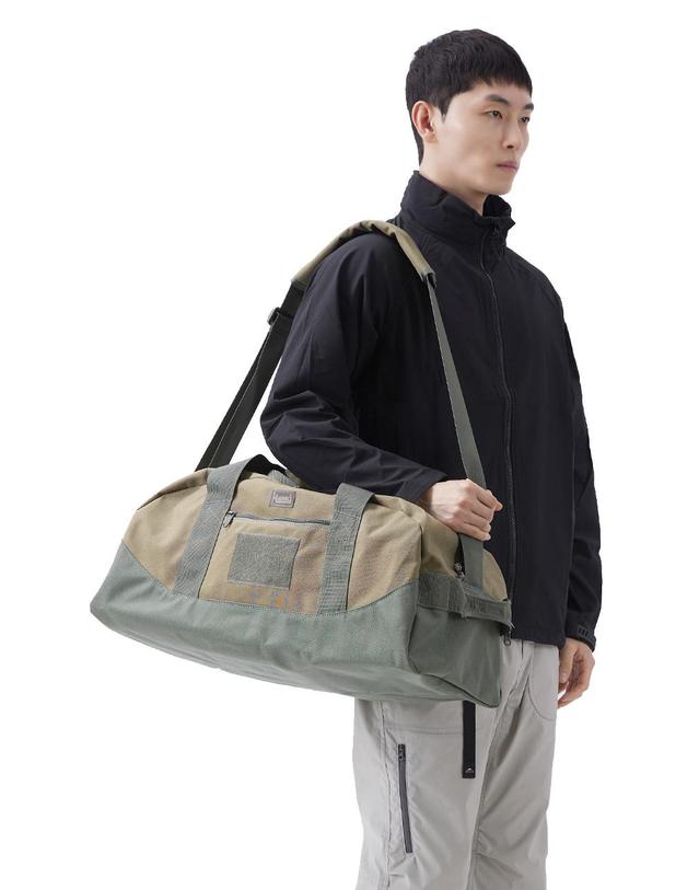 맥포스 맥포스 다이하드 트래블백 L - 카키 포리지 착용컷