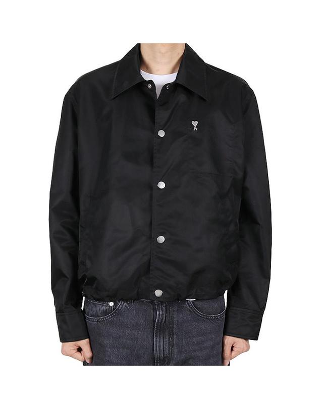 아미 아미 26SS 남성 하트로고 스터드 버튼 자켓 블랙 UJK872 PA0037 001 착용컷