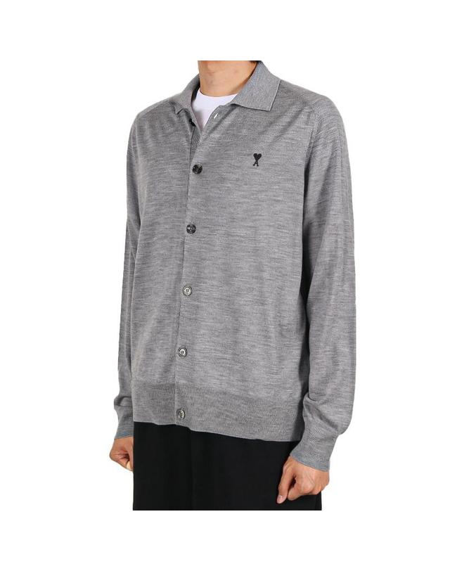 아미 아미 26SS 남성 하트로고 카라 울 가디건 헤더그레이 HKC385 KN0039 0504 착용컷