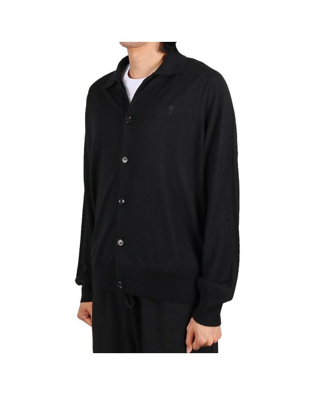 아미 아미 26SS 남성 하트로고 카라 울 가디건 블랙 HKC385 KN0039 0180 착용컷