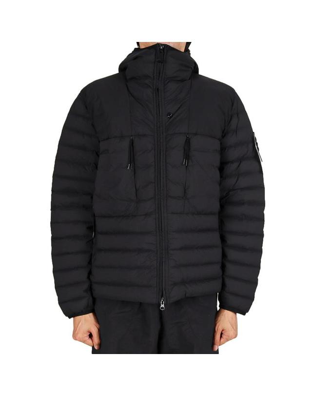 스톤아일랜드 스톤아일랜드 26FW 남성 와펜 패치 심리스 터널 나일론 다운 자켓 블랙 L2S154100107 S0183 V0029 착용컷