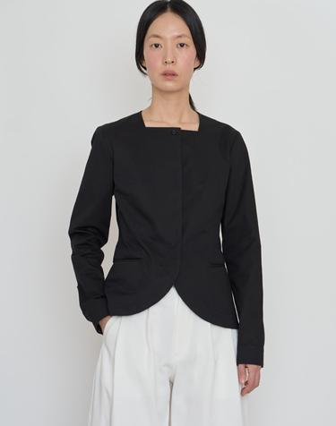 Square neck shirtlike jacket