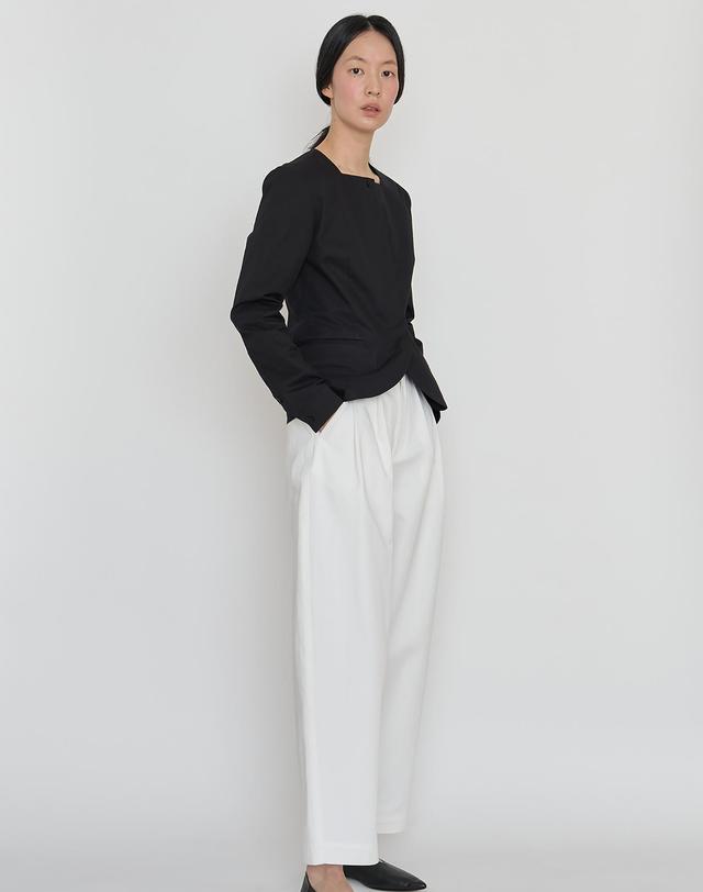 마누엘에기욤 Square neck shirtlike jacket 착용컷
