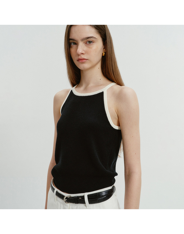 던스트 HALTERNECK SLEEVELESS KNIT TOP BLACK / CREAM_UDSW4B222BK 블랙 착용컷