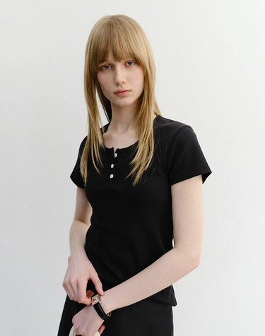 CLASSIC SCOOP NECK TOP BLACK_UDTS6B222BK