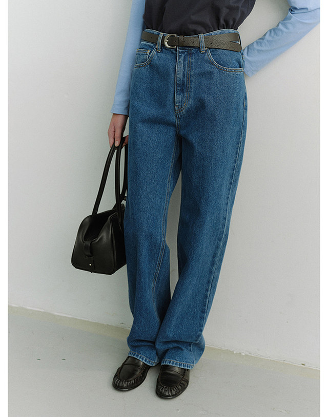 던스트 LOOSE JEANS CLASSIC BLUE_UDPA6A205B2 블루 착용컷