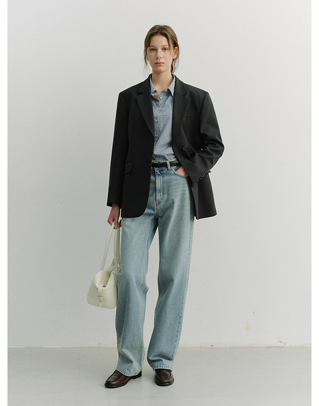 던스트 LOOSE JEANS LIGHT BLUE_UDPA6A205B1 블루 착용컷