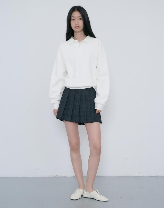 던스트 UNISEX LEATHER LOGO COLLARED T-SHIRT WHITE_UDTS6C110WT 흰색 착용컷
