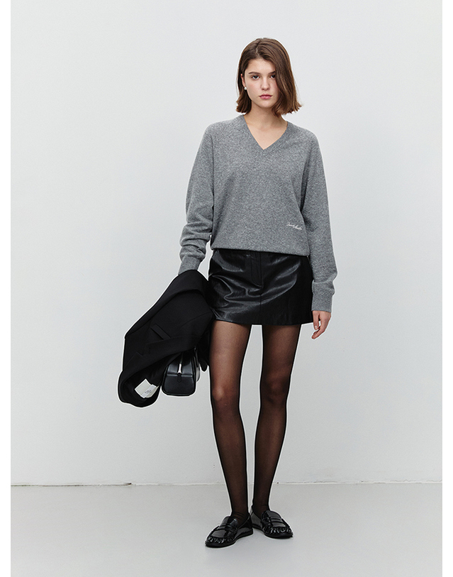 던스트 MICRO MINI VEGAN LEATHER SKIRT LEATHER BLACK_UDSK5A215BK 블랙 착용컷