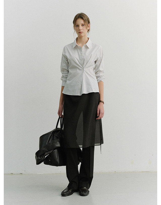 던스트 2-WAY ESSENTIAL STRIPED SHIRT GREY STRIPE_UDSH6A202G2 그레이 착용컷