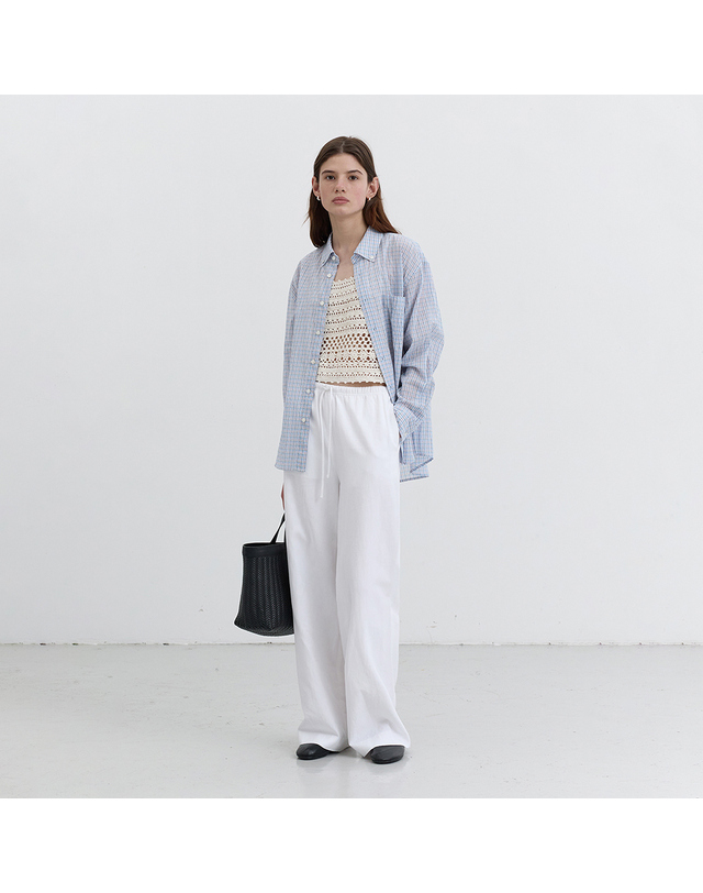 던스트 UNISEX CLASSIC CHECK OVERSHIRT SOFT BLUE CHECK_UDSH5B124B1 블루 착용컷