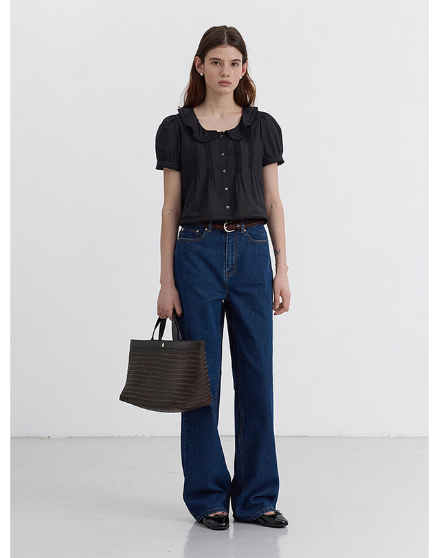 던스트 FRILL COLLARED BLOUSE BLACK_UDBL5B225BK 블랙 착용컷