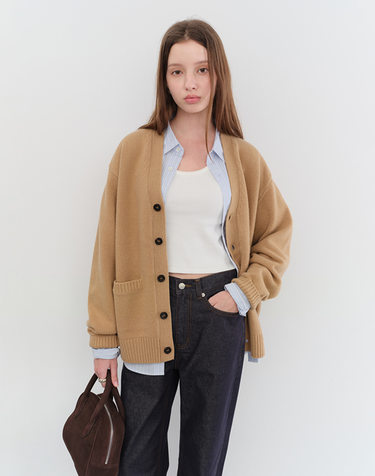 UNISEX BOYFRIEND KNIT CARDIGAN CAMEL_UDSW5C103CM