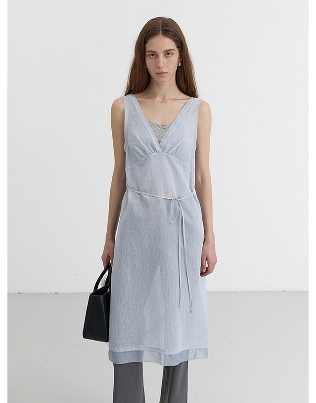 던스트 SHEER LAYERING DRESS SOFT BLUE STRIPE_UDDR5B222B1 블루 착용컷