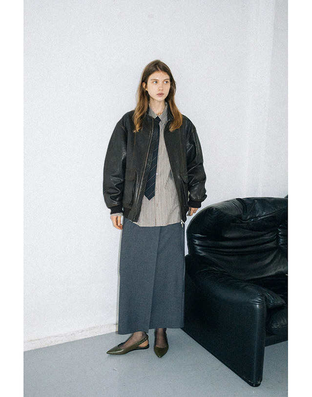 던스트 MAXI WRAP SKIRT CHARCOAL GREY_UDSK5C207CG 그레이 착용컷