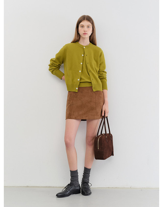 던스트 HALF SLEEVE KNIT TOP OLIVE_UDSW5C201K1 그린 착용컷