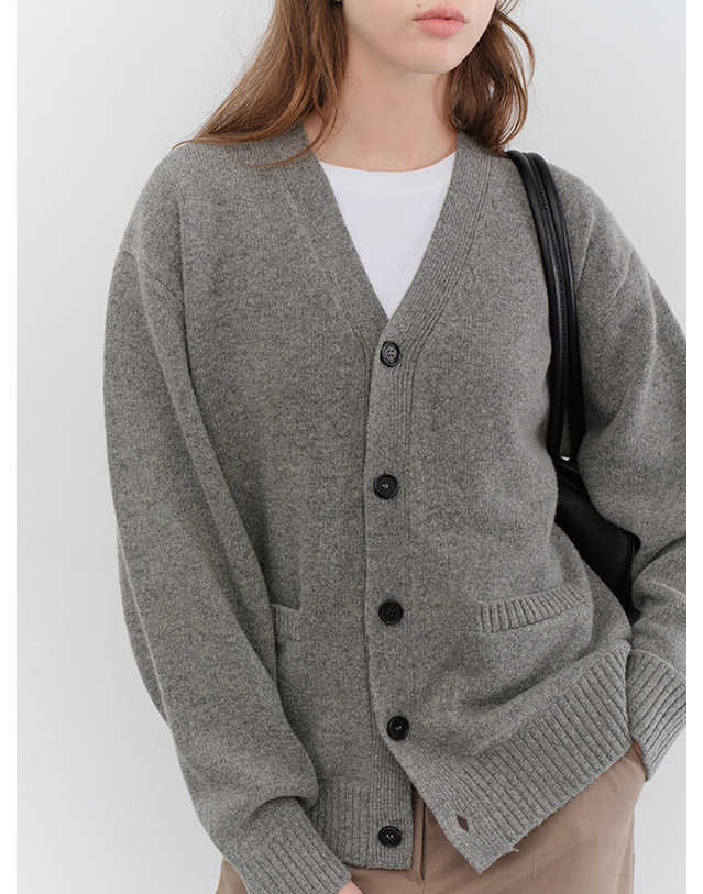 던스트 UNISEX BOYFRIEND KNIT CARDIGAN MELANGE GREY_UDSW5C103G2 그레이 착용컷