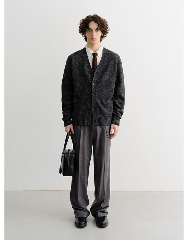 던스트 UNISEX BOYFRIEND KNIT CARDIGAN CHARCOAL GREY_M_UDSW5C103CG 그레이 착용컷