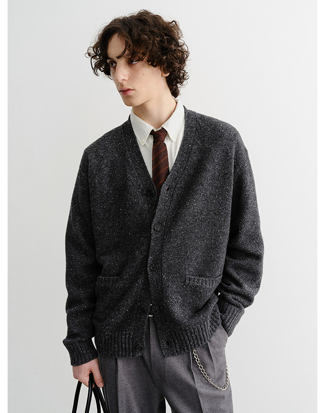 던스트 UNISEX BOYFRIEND KNIT CARDIGAN CHARCOAL GREY_M_UDSW5C103CG 그레이 착용컷