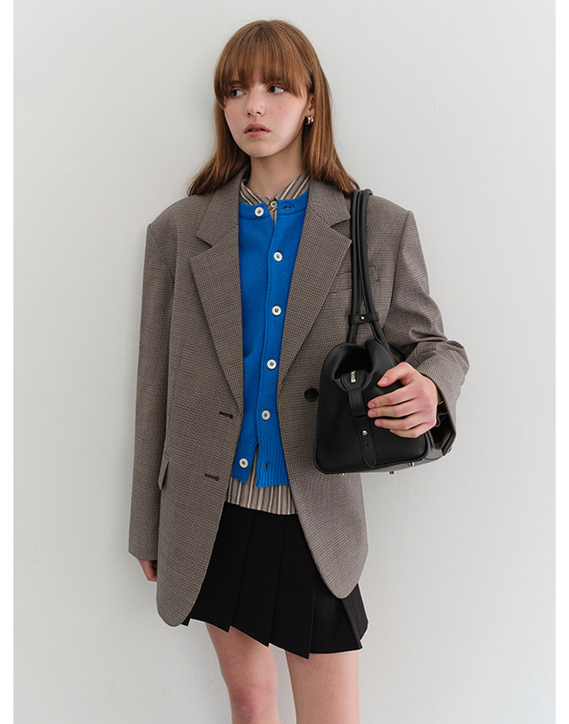 던스트 ESSENTIAL 2 BUTTON WOOL BLAZER BROWN CHECK_UDJA5C202W3 브라운 착용컷
