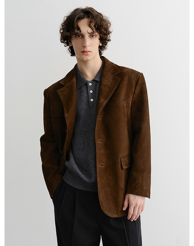 던스트 UNISEX SUEDE TAILORED HALF JACKET CAMEL_M_UDJA5C103CM 카멜 착용컷