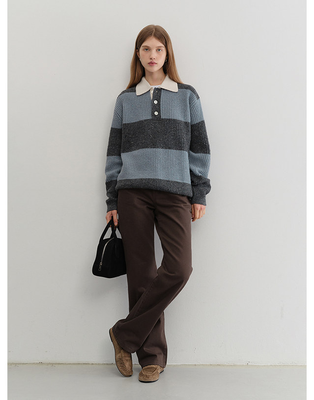 던스트 UNISEX CHUNKY RUGBY SWEATER SOFTBLUE GREY_UDSW5C114B1 블루 착용컷