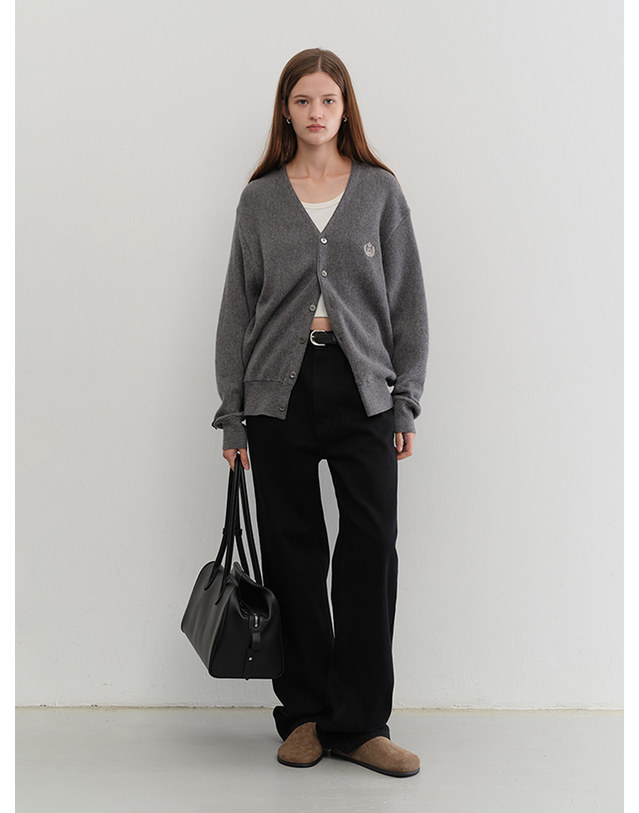 던스트 UNISEX ESSENTIAL LOGO KNIT CARDIGAN MELANGE GREY_UDSW5C102G2 그레이 착용컷