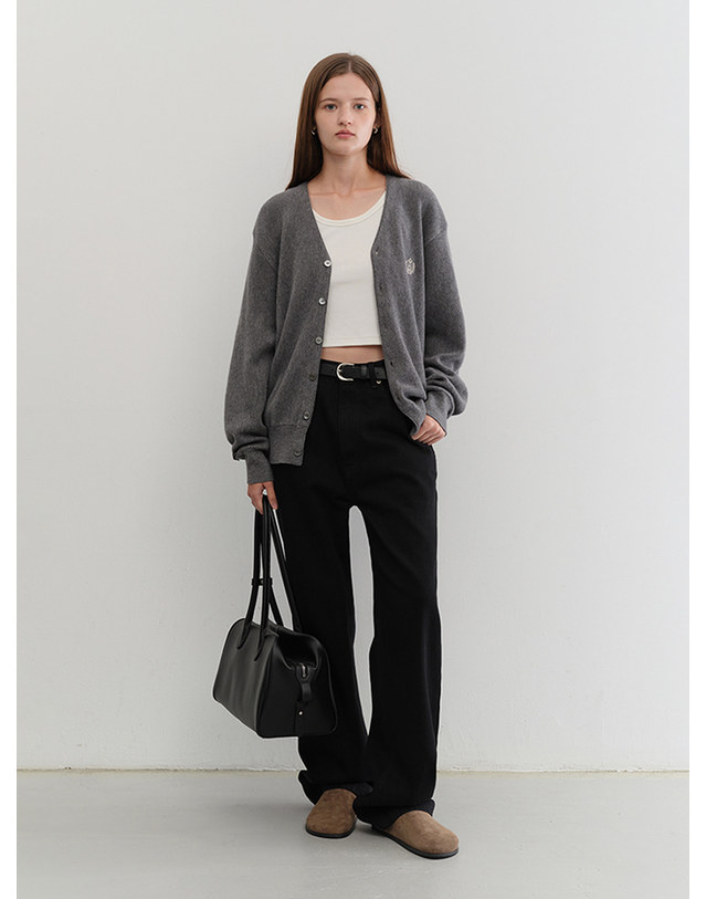 던스트 UNISEX ESSENTIAL LOGO KNIT CARDIGAN MELANGE GREY_UDSW5C102G2 그레이 착용컷