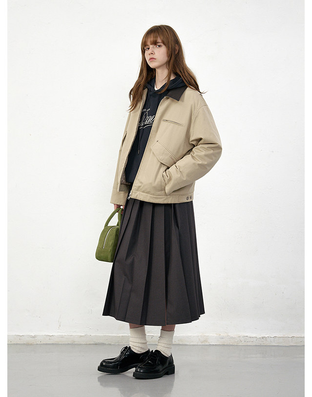던스트 UNISEX VINTAGE PADDED WORK JACKET BEIGE_UDJU5C108I2 베이지 착용컷